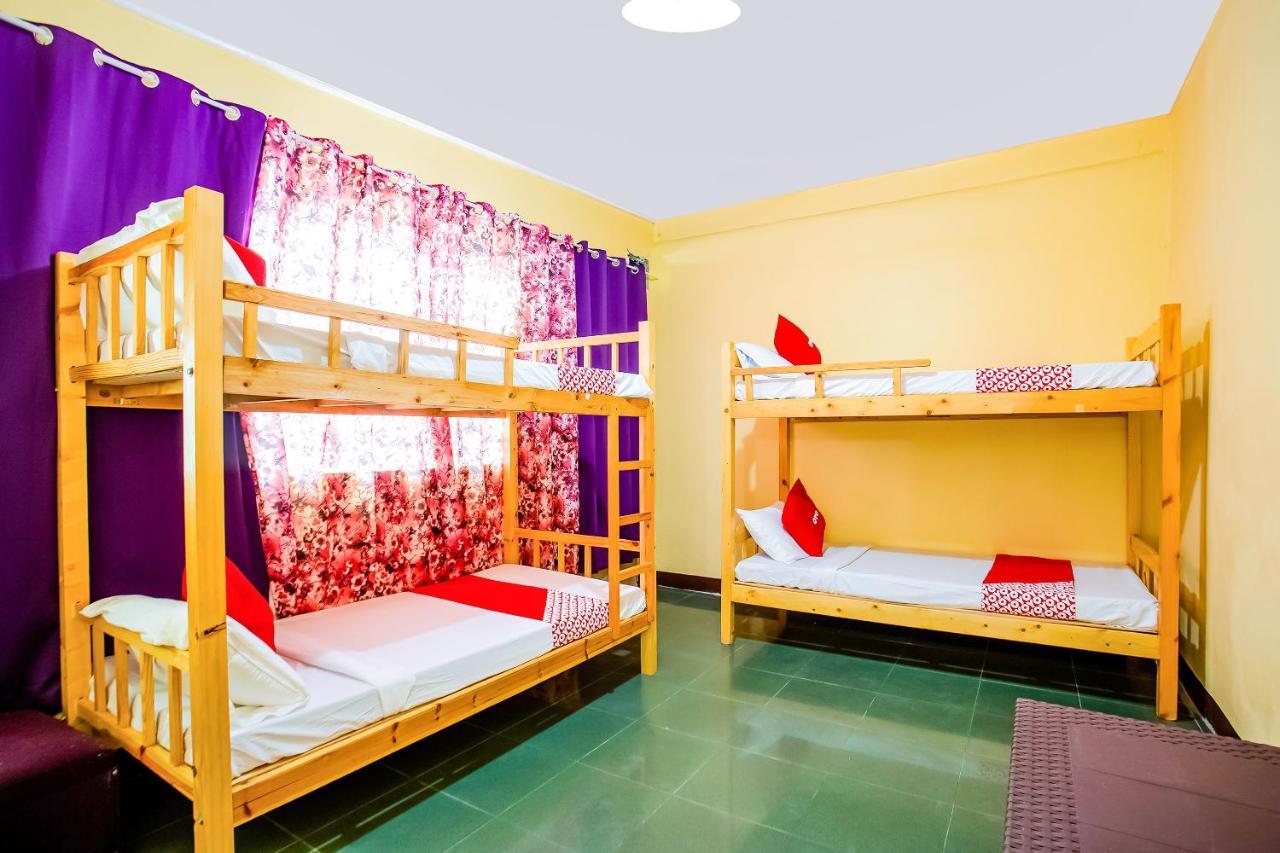 Mye Tourist 2* Paranaque City